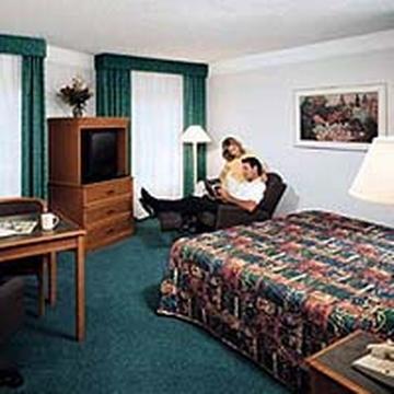Hotel Baymont By Wyndham - Downtown Civic Center 3*