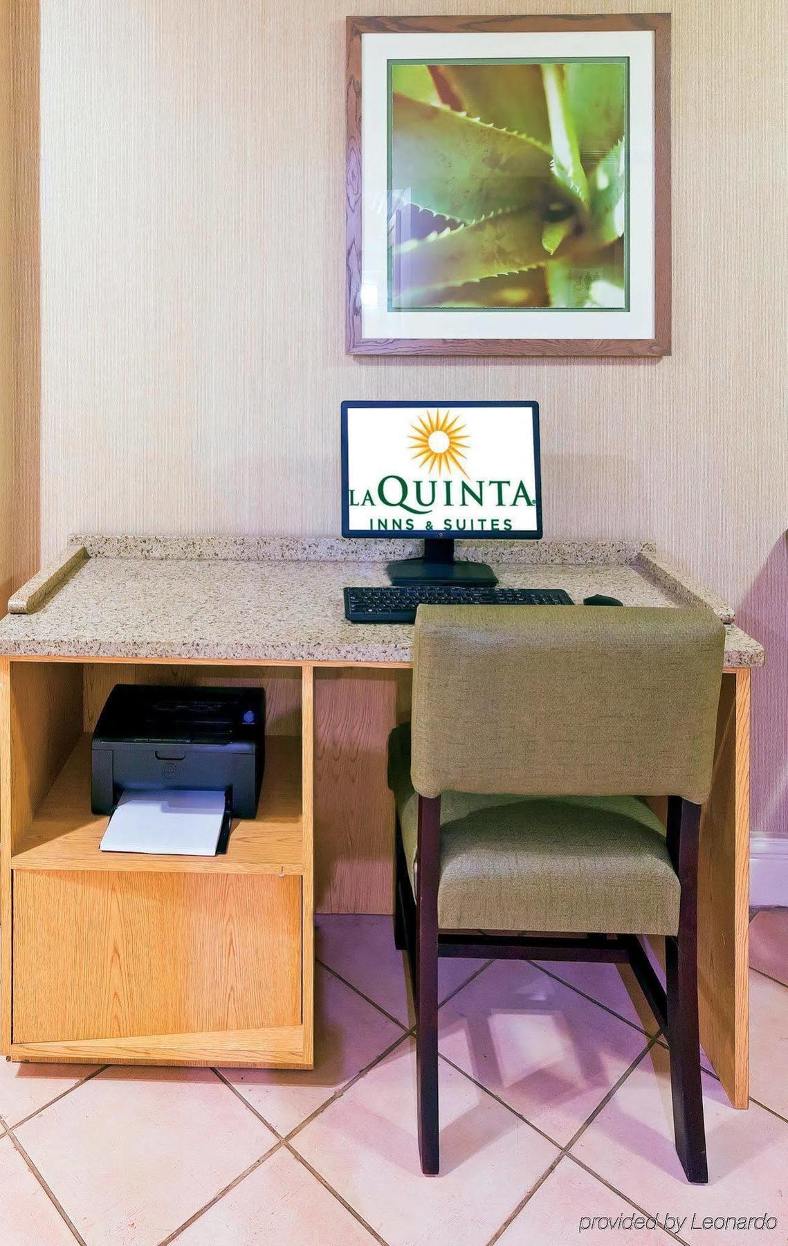 Hotel Baymont By Wyndham - Downtown Civic Center Lubbock